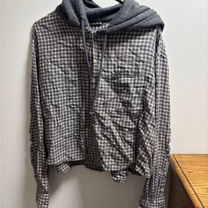 American Eagle Outfitters Gray Plaid Button-Down Shirt with Hood